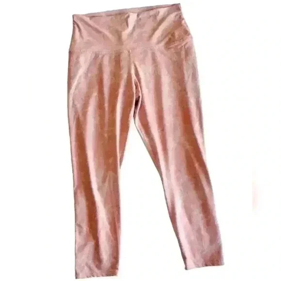 Evolution and creation the MIA legging in PEACH MINERAL WASH size large - Picture 8 of 8